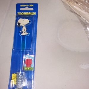 Peanuts (vintage Snoopy) toothbrush